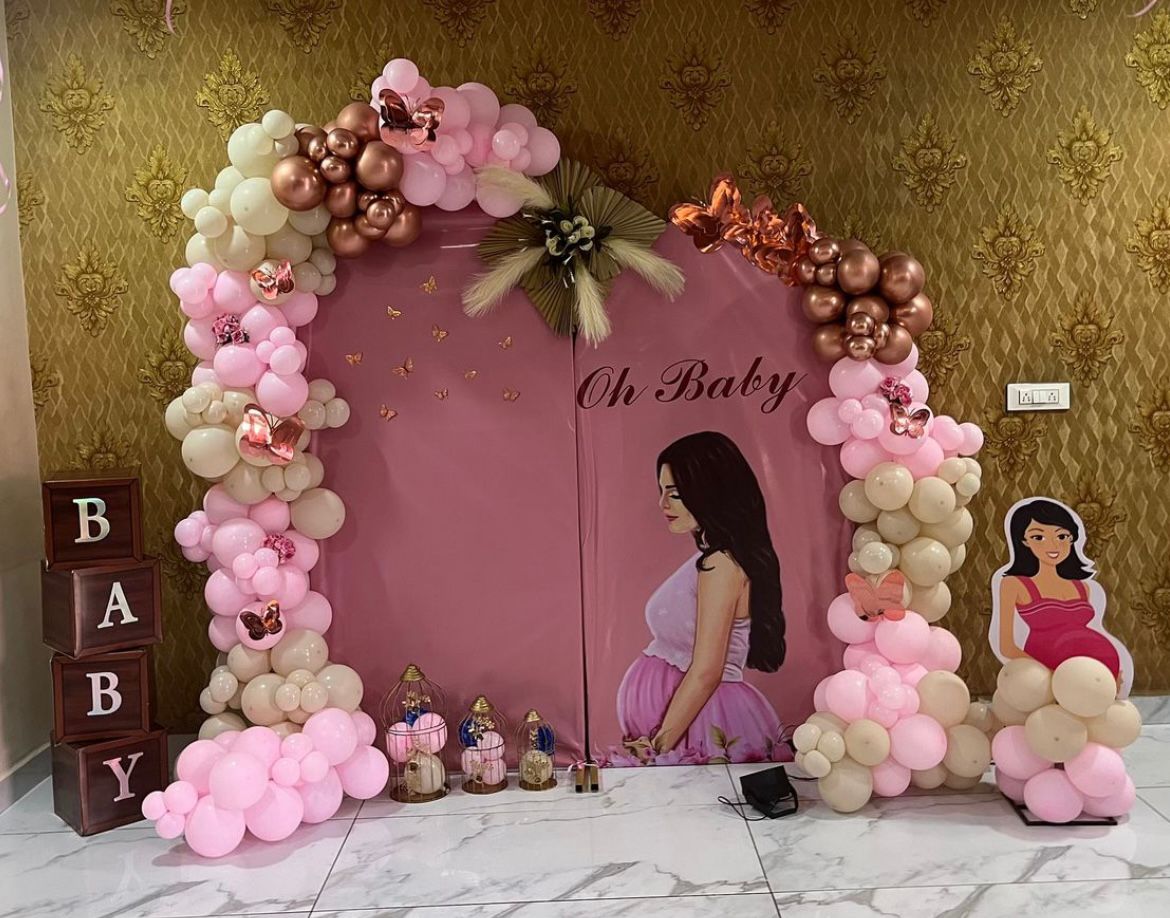 Oh Baby Rose Gold Mommy Arch