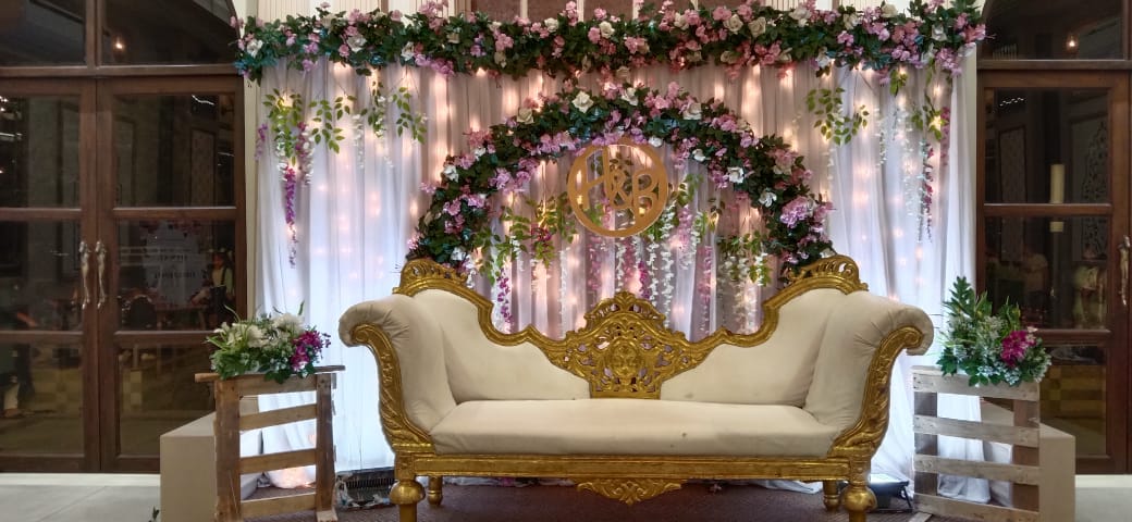 Purple & White Floral Arch Stage