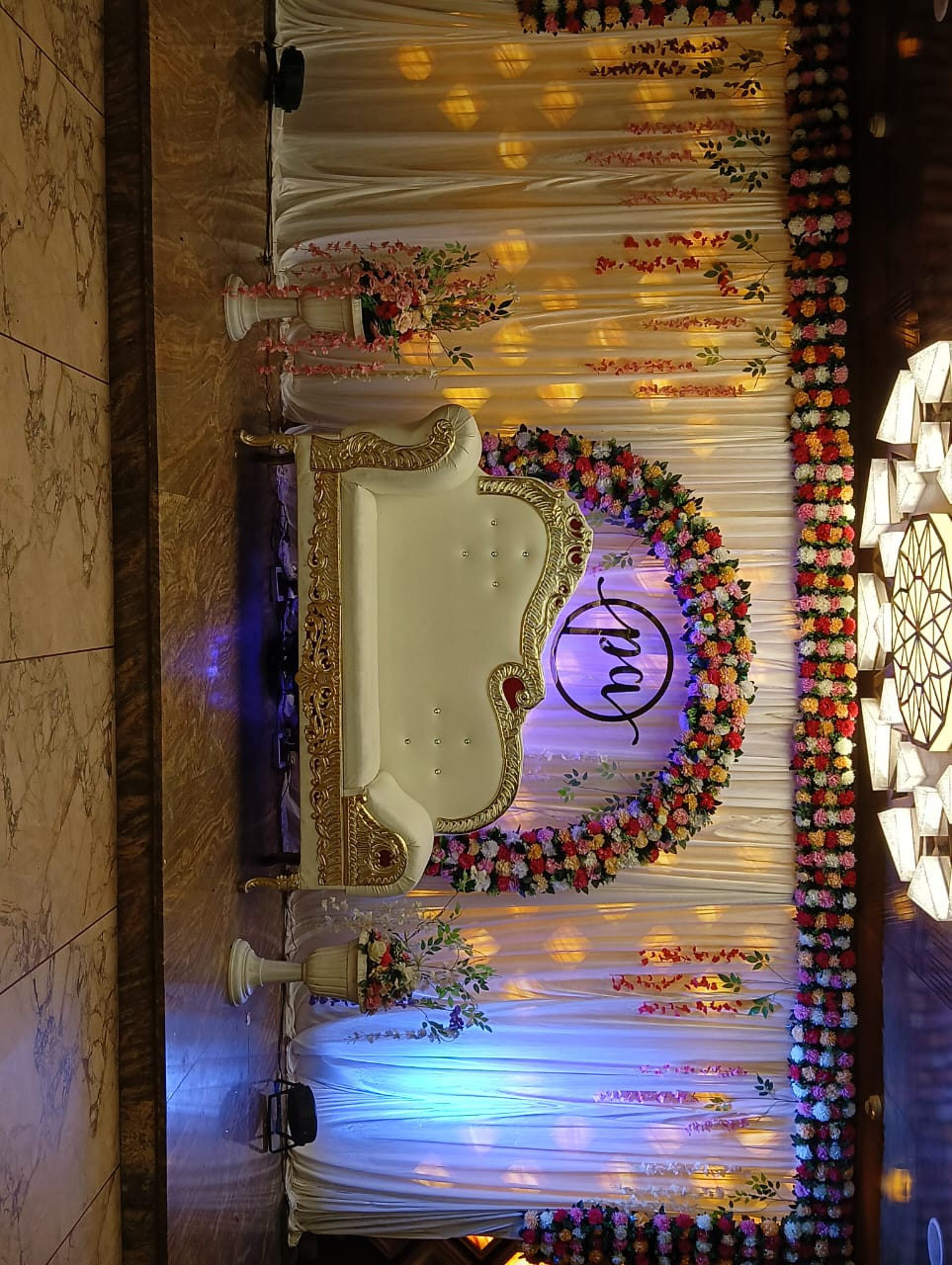 Golden Lattice Floral Circle Stage